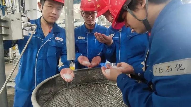 水基金属加工液消泡剂：揭秘其优缺点与选型要点**